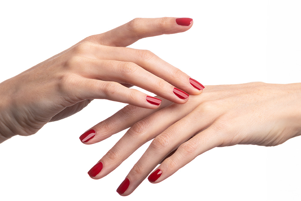 vernis a ongle rouge